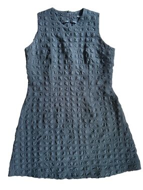 Courtney Washington Sleeveless Crinkle Textured Shift Dress in Black Medium